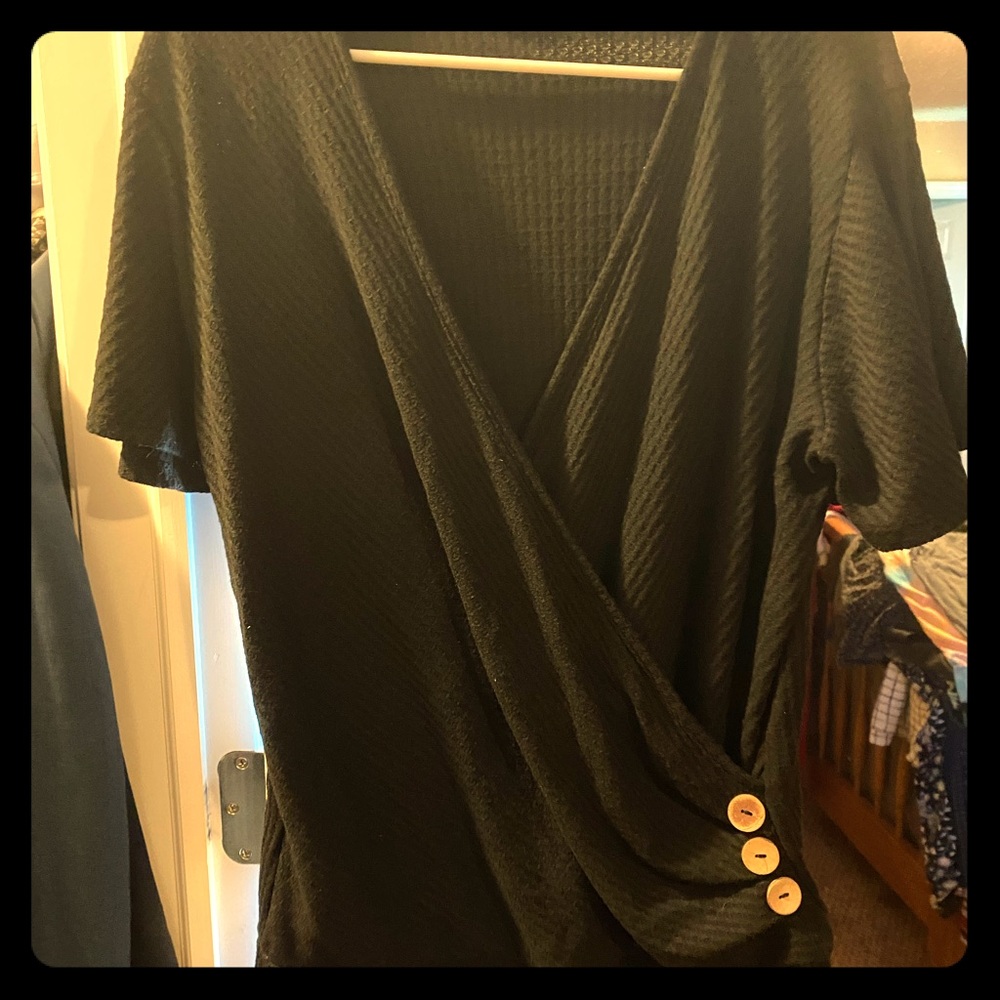 Flutter sleeve wrap top with button detail